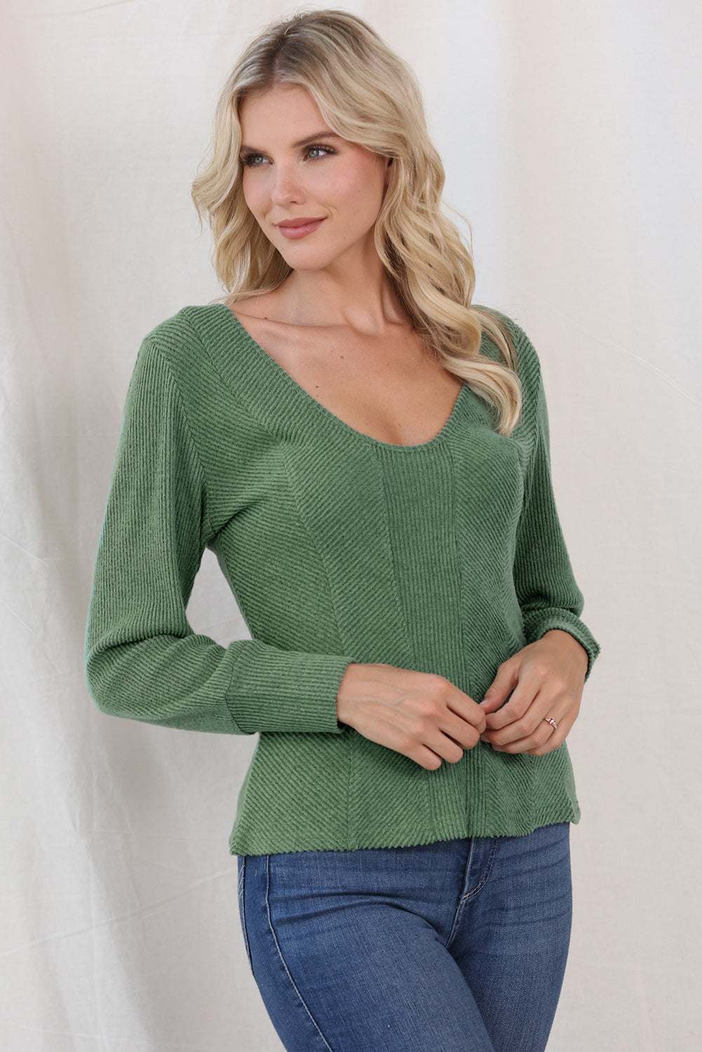 Scoop Neck Long Sleeve Top Matcha Green