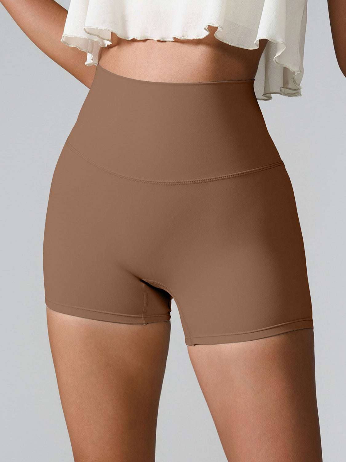 High Waist Active Shorts with Pockets in Brown – Stretchy Nylon-Spandex Blend