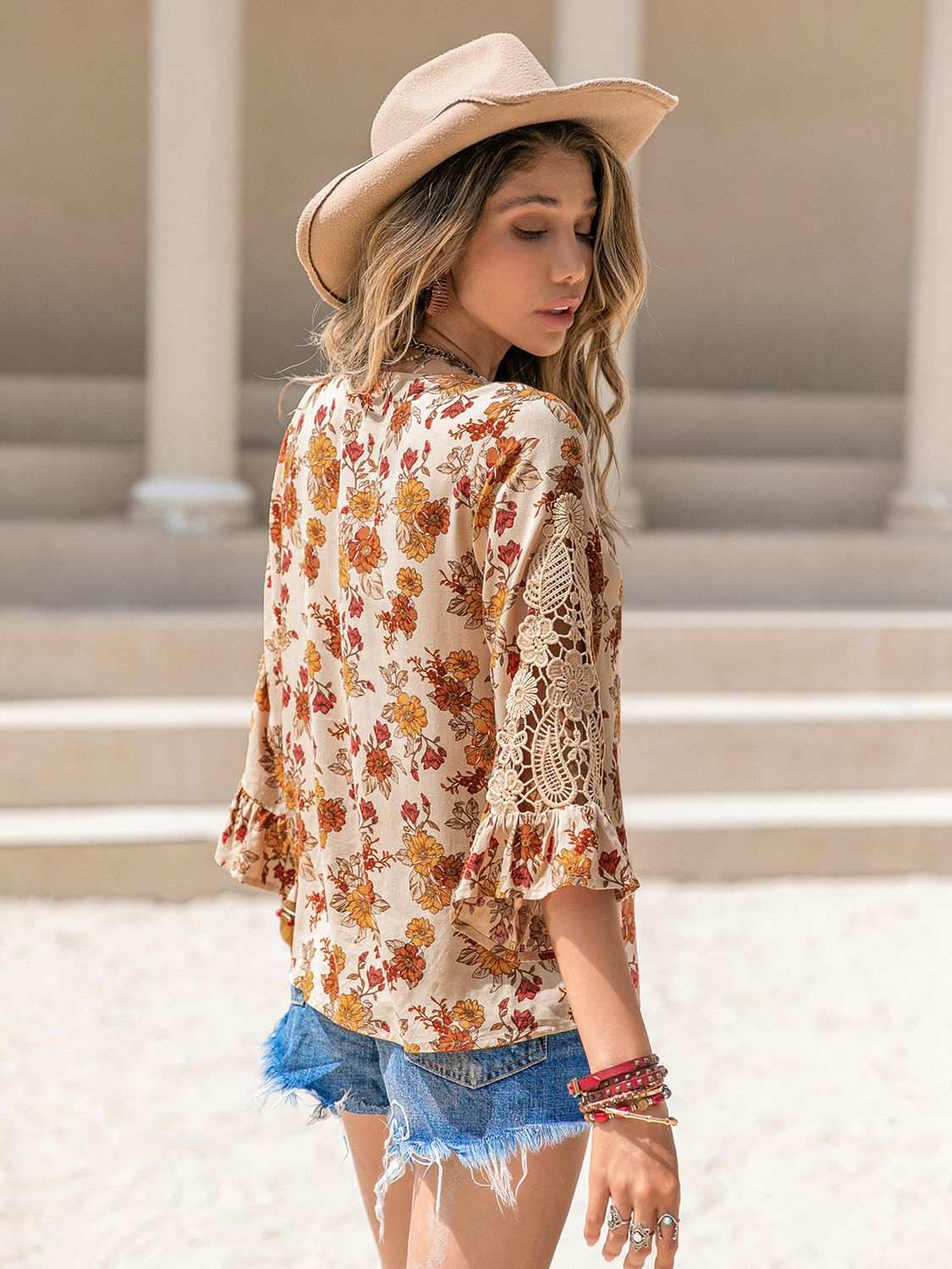 Floral V-Neck Spliced Lace Blouse