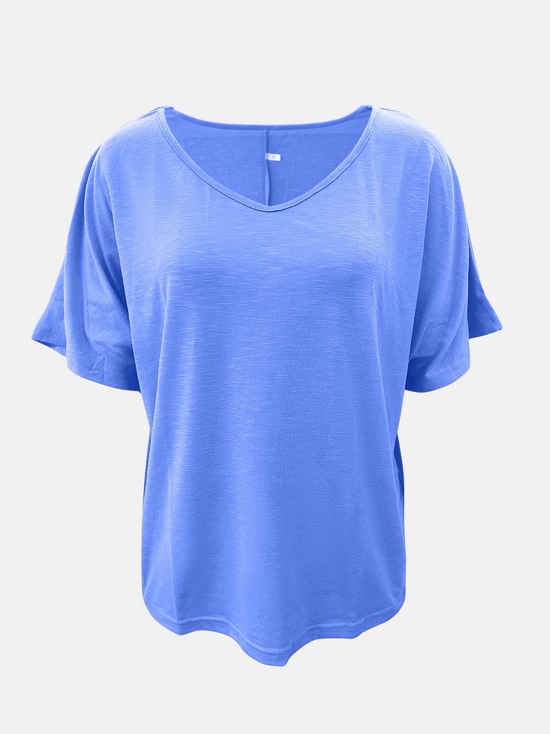 Full size scoop neck short sleeve t-shirt in blue, basic style, polyester, machine washable.