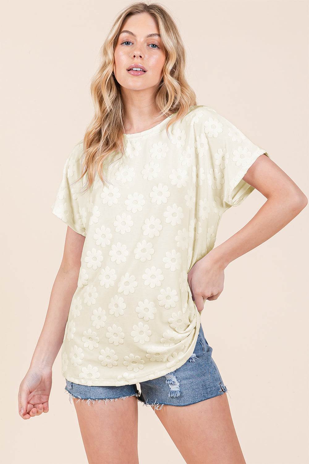 BOMBOM Textured Floral Pattern Short Sleeve T-Shirt