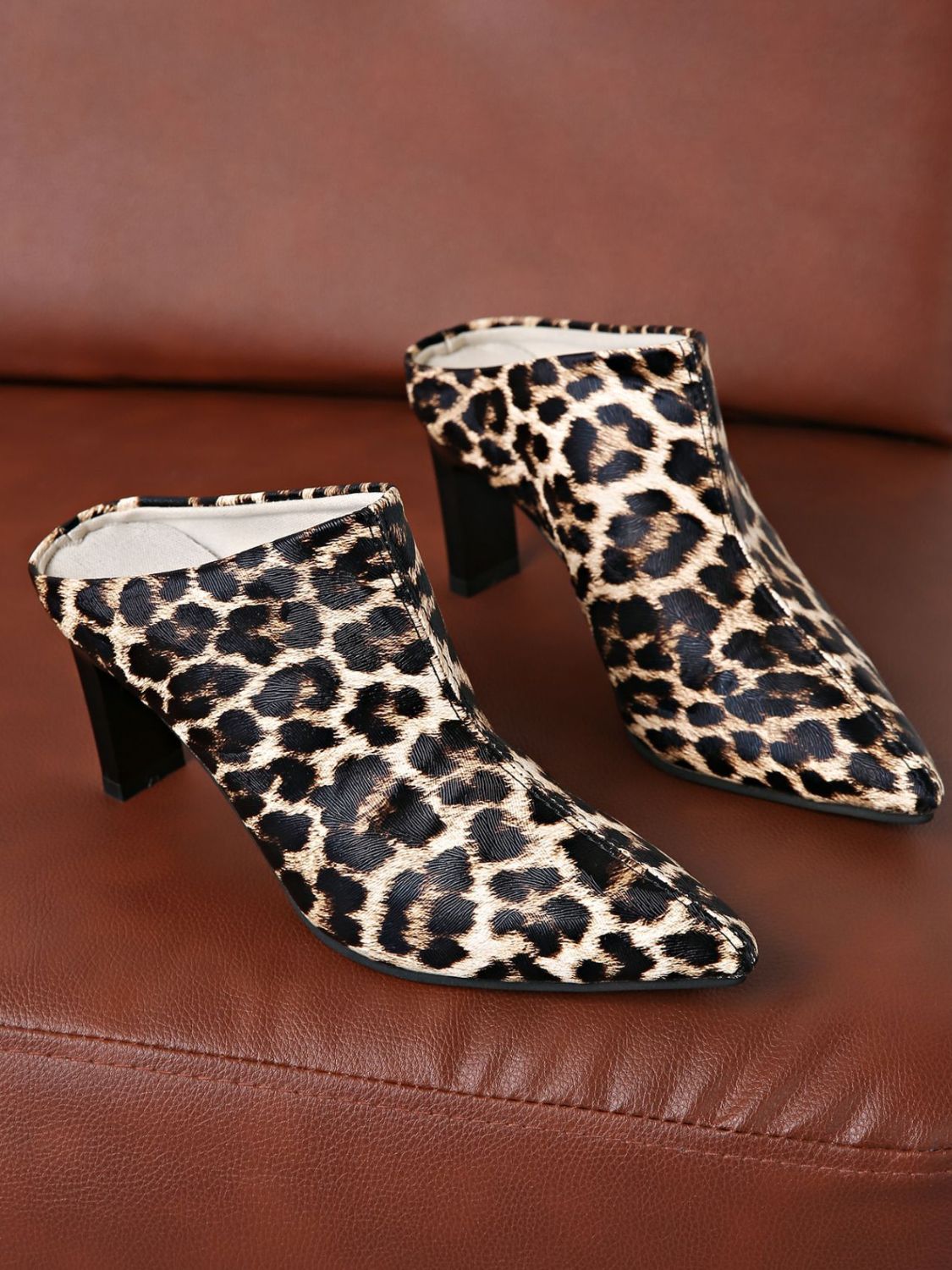 PU Leather Leopard Point Toe Pumps