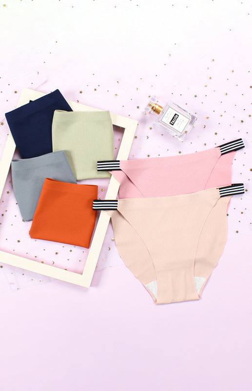 Women's seamless breathable panties in assorted colors, low waist, stripe pattern, high elasticity, suitable for all seasons.