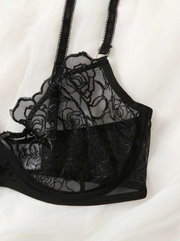 Three-point thin hollow bra sexy lace underwear set in black.